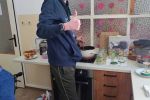 IMG-7944d6d69cc0f184d1dc8fe4924deb54-V.jpg